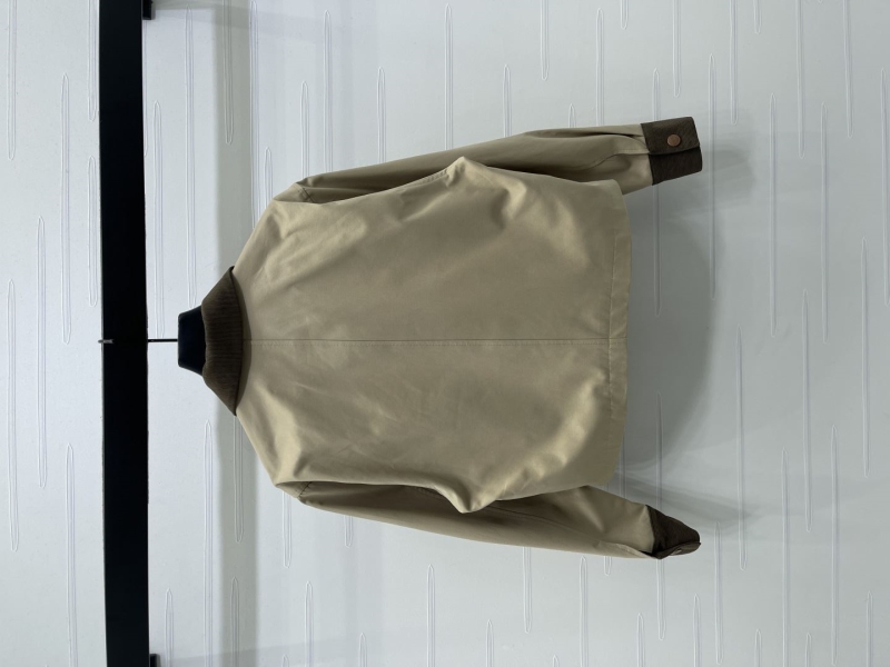 Pra*a outwear
